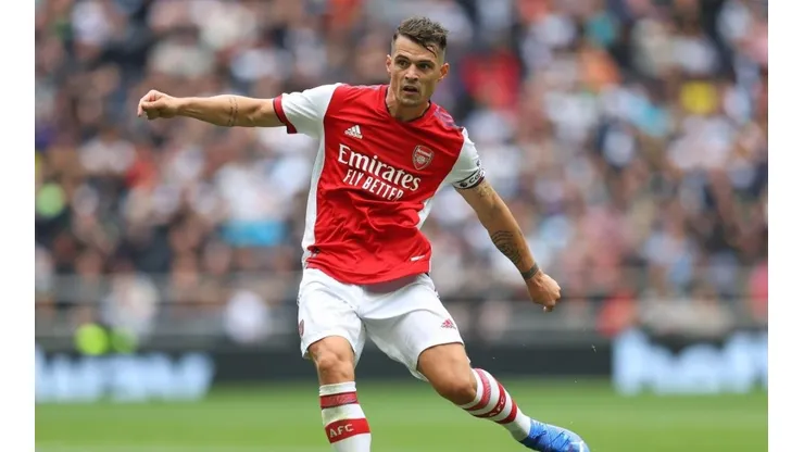 Granit Xhaka tenía muchas posibilidades de recalar en la Roma de José Mourinho. Finalmente, se quedará para capitanear al Arsenal.