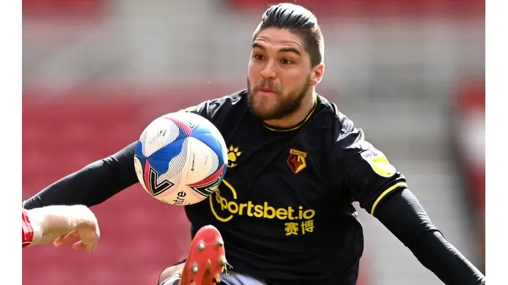 Francisco Sierralta comienza la Premier League con Watford.