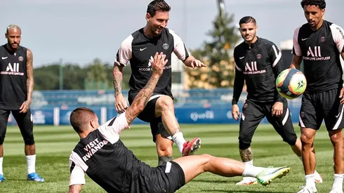 Lionel Messi tuvo su primer entrenamiento con PSG.