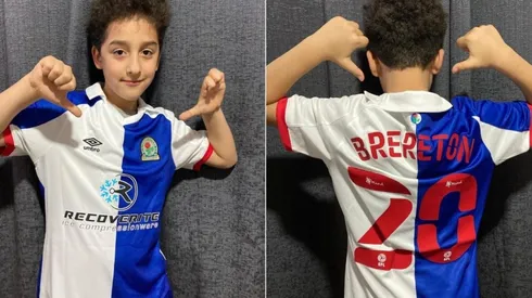 Fanático chileno de Ben Brereton recibe gran regalo del Blackburn Rovers
