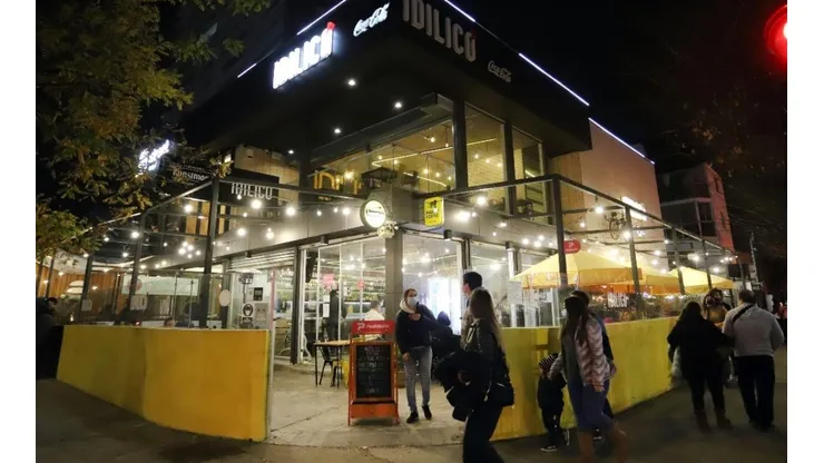 En total, son 12 regiones las que inician su toque de queda a las 00:00 horas.