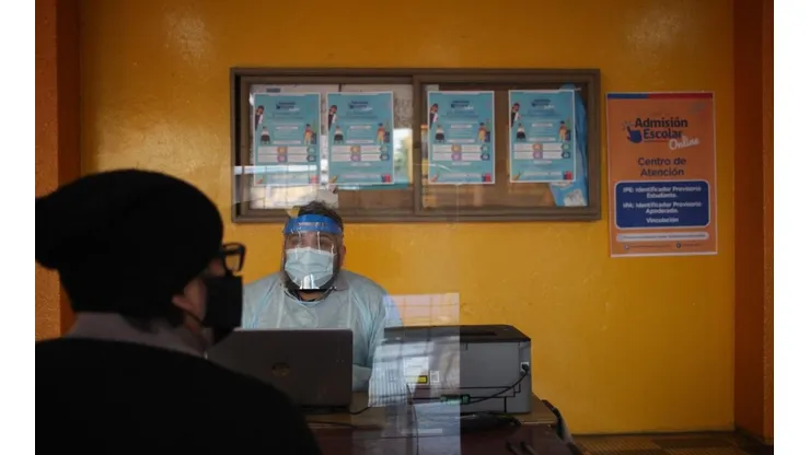 El SAE es una plataforma web donde los usuarios pueden postular a todos los establecimientos públicos y subvencionados del país.