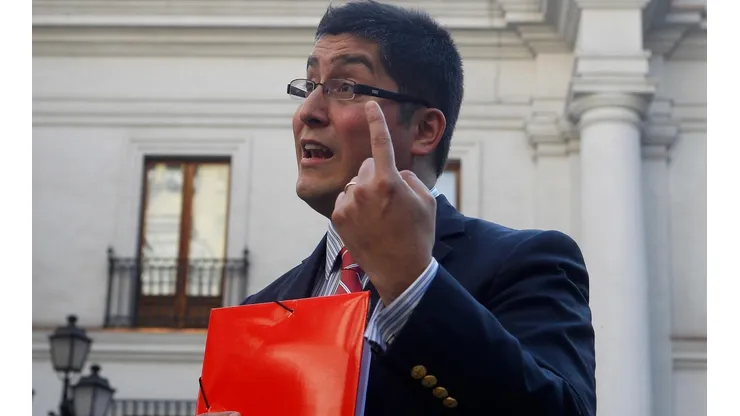 Gino Lorenzini se suma a la carrera presidencial
