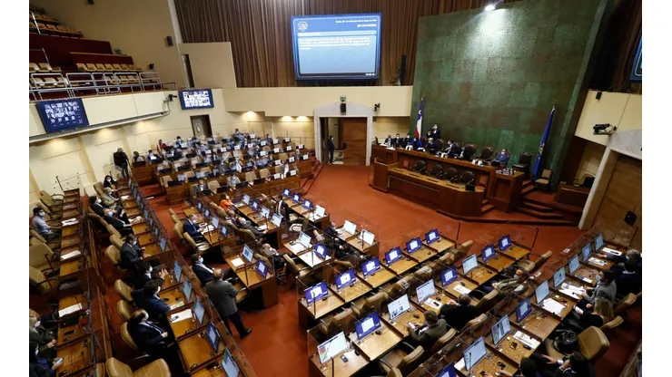 Hoy se discute oficialmente el cuarto retiro. (Foto: Agencia Uno).