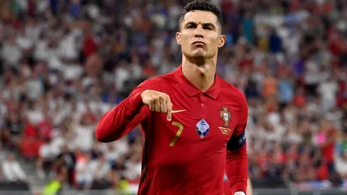 Cristiano Ronaldo se burló de un compañero de selección que lo quiere en Francia.