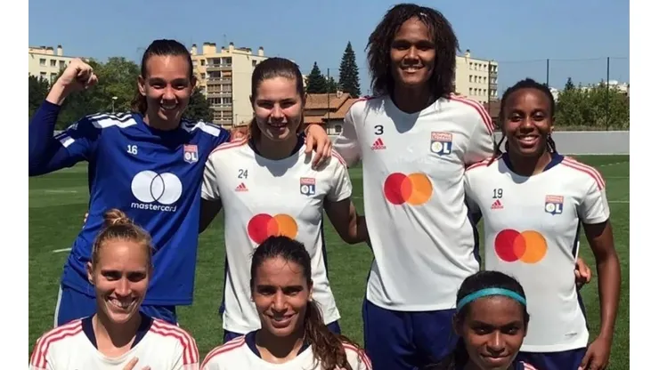 Tiane Endler y su primer entrenamiento con el Olympique Lyon.