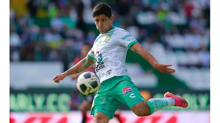 Víctor Dávila marcó en la goleada de León, al igual que Jean Meneses.