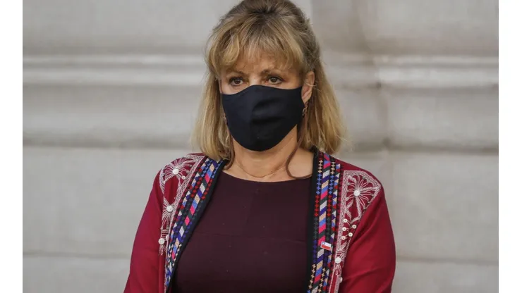 Catalina Parot deja la Convención Constitucional a un mes de asumir el cargo