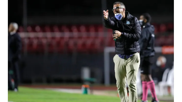 Juan Antonio Pizzi dejará de ser entrenador de Racing Club.