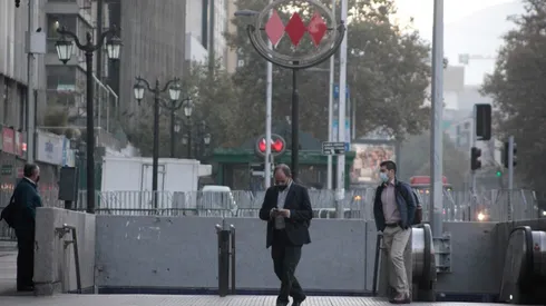 Conoce el horario del tren subterráneo.