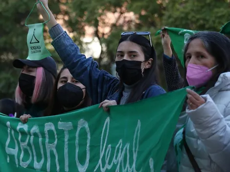 Con votos de la derecha y la DC: Comisión de Mujer rechaza legislar despenalización del aborto