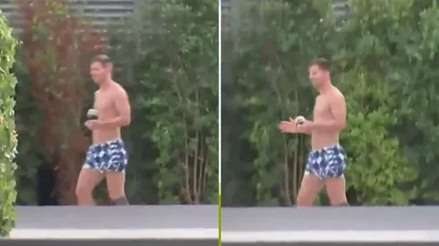 Lionel Messi se relaja en su casa de Barcelona.