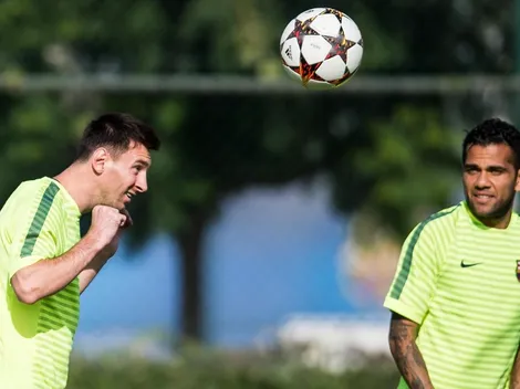 Alves pícaro con Messi: "Después de mi novia, mi mejor par"