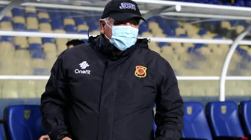 Marcoleta es acusado de agredir a un relator por preguntarle por su continuidad