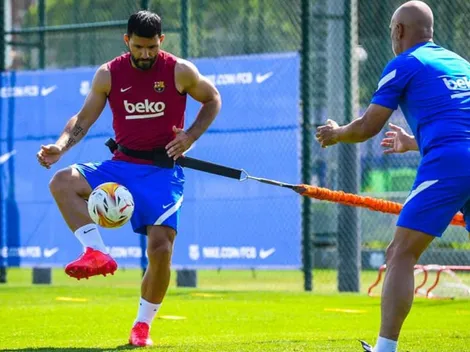 Koeman descarta que Kun Agüero quiera salir de Barcelona