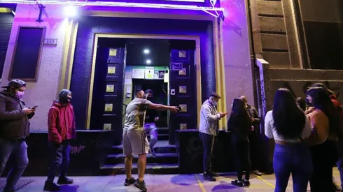 Bares y discos abren sus puertas dadas las favorables condiciones sanitarias.