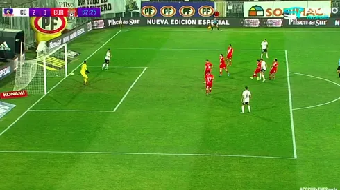 El golazo del Colo Gil para el segundo gol de Colo Colo.