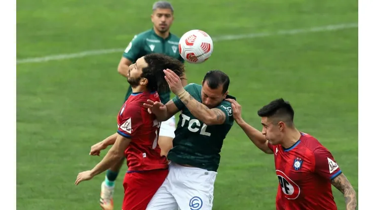 Huachipato le ganó con facilidad a Wanderers