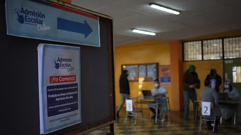 Las personas pueden ver en el sitio una galería fotográfica de los colegios o liceos, postulaciones recibidas en años anteriores, tipo de enseñanza, entre otras cosas.