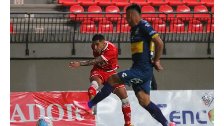 Unión La Calera y Everton de Viña del Mar protagonizarán un duelo importante por la parte alta de la tabla de posiciones en la fecha 15 del Campeonato Nacional.