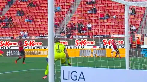 Baeza asistió a Sambueza, que metió un gol sin ángulo ante Tijuana