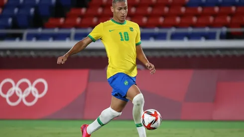 Richarlison logró anotar tres goles en los Juegos Olímpicos de Tokio 2020.