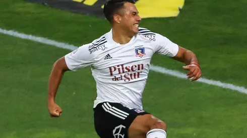 Colo Colo derrotó a Curicó Unido en el Monumental.