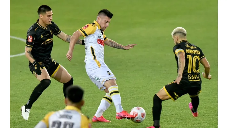Coquimbo Unido enfrentará a Everton en las semifinales.