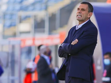Hasta seis jugadores quiere "borrar" Poyet de Católica