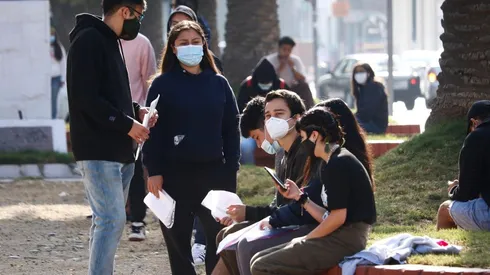 A los beneficiarios se les entrega una tarjeta que pueden gastar en comida.