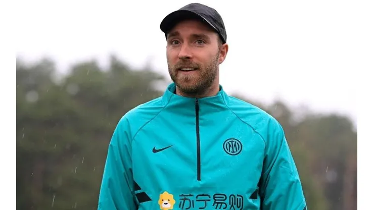 Eriksen visitó a sus compañeros en el Inter de Milán