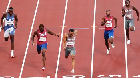 De Grasse llegando a la meta