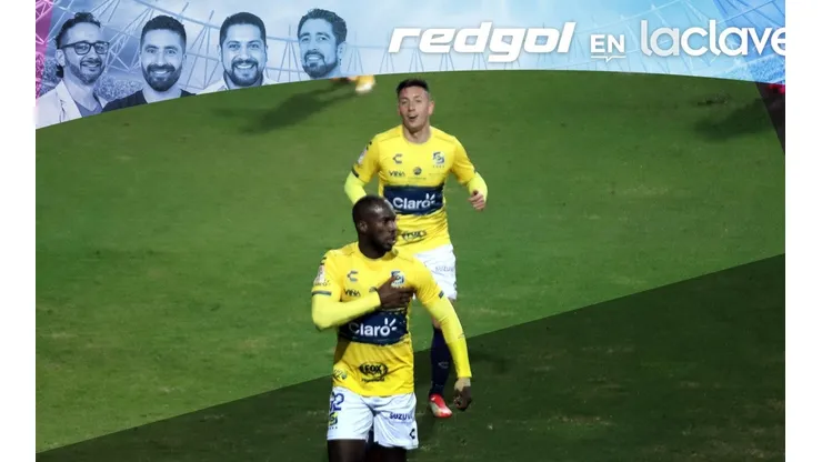 Everton encendió la lucha por el Campeonato Nacional, y es tema en RedGol en La Clave, junto a lo que nos cuente Enzo Olivera desde Italia.