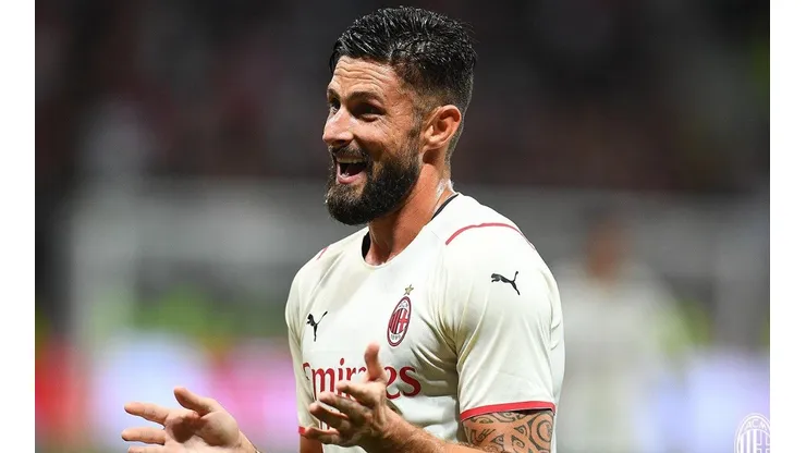 Oliver Giroud es una de las grandes cartas que contrató Milan para esta temporada.