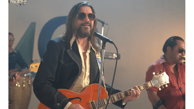 Juanes en el clip de La Bilirrubina.