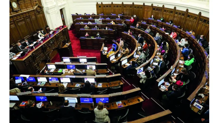 Unión Europea respalda a la Convención Constitucional con carta en cuatro idiomas originarios