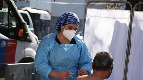 Rezagados y segundas dosis marcarán la pauta esta semana. (Foto: Agencia Uno)