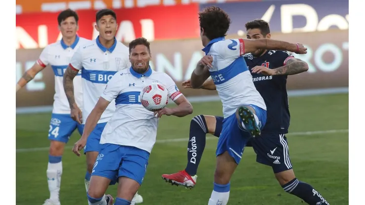 La U venció a la UC y se quedó con el clásico universitario.