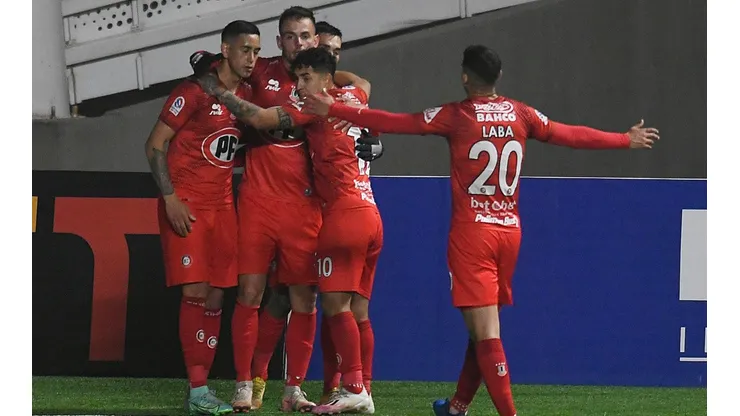 La Calera marcha como exclusivo líder del Campeonato Nacional.