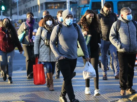 Minsal anuncia avance para 50 comunas del país