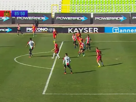 ¡Fútbol champagne del Mago! Jiménez y un brutal pase de taco