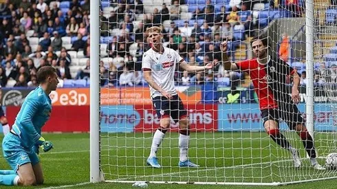 Ben Brereton festeja en español sus dos goles contra Bolton en el amistoso del Blackburn Rovers.