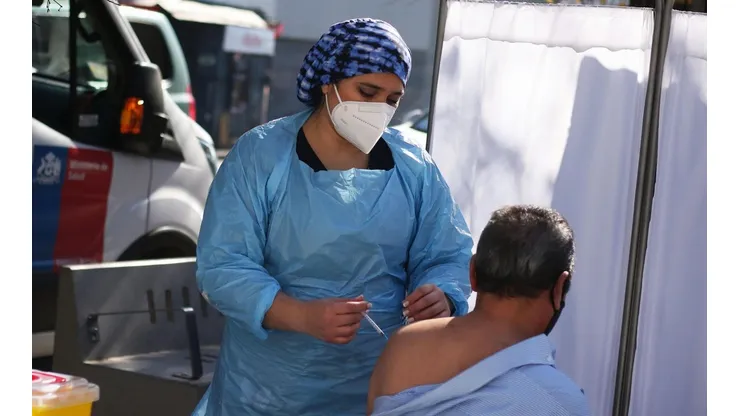 No habrá vacunación de primeras dosis esta semana. Foto: Agencia Uno.