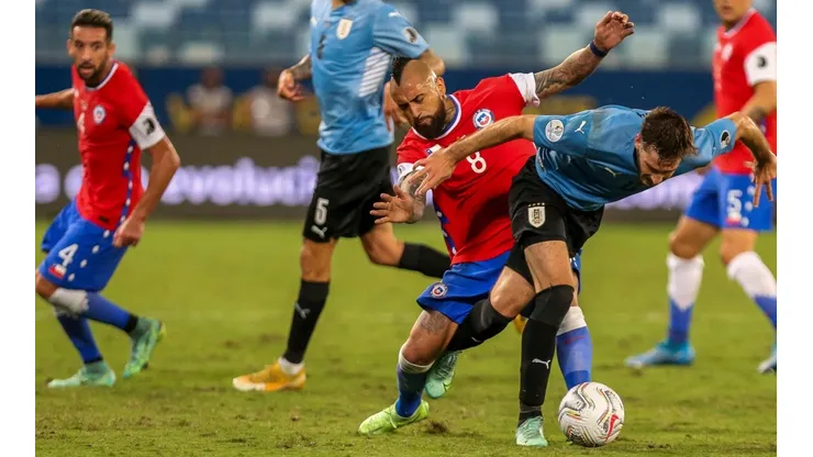 Isla reveló que Vidal no jugó al 100% la Copa América