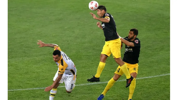 Coquimbo se mantiene líder en la Primera B.