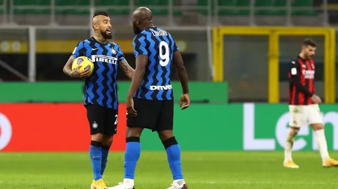 Arturo Vidal y Romelu Lukaku comparten en la pretemporada.
