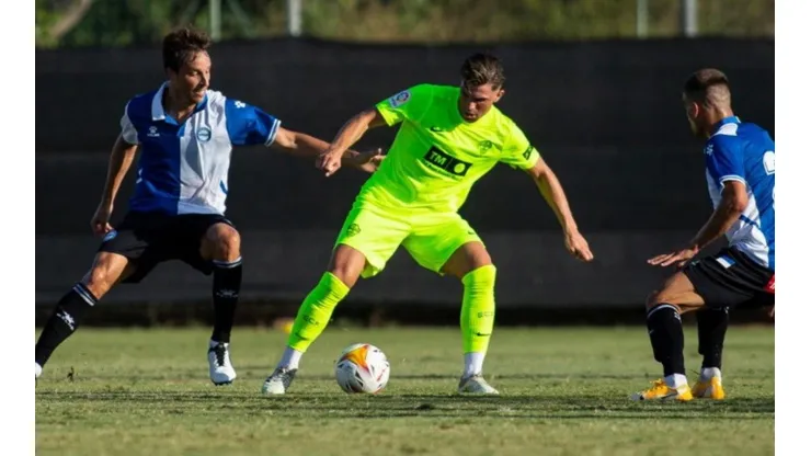 Roco sigue sumando minutos en la pretemporada del Elche.