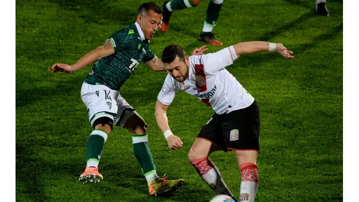 Curicó y Wanderers están muy comprometidos con la zona de descenso.