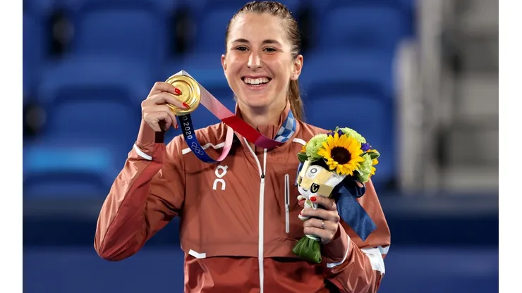 Bencic en lo más alto del podio