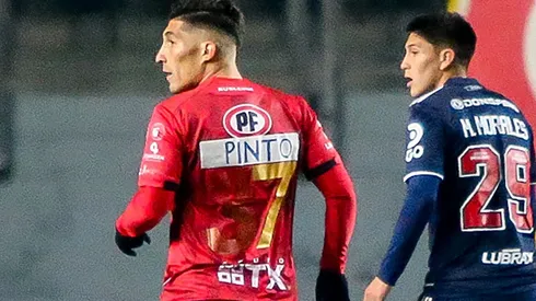 Mathias Pinto estuvo en el centro de la atención por la peculiar camiseta que utilizó ante Universidad de Chile
